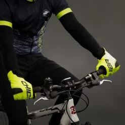 Chiba BioXCell Warm Winter Cycling Gloves - Neon Yellow 3160020 -Sports Gloves and Clothing - Chiba chiba bioxcell warm winter cycling gloves neon yellow 4 879969