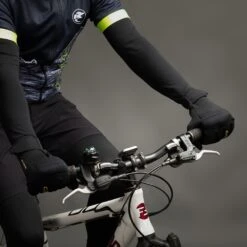 Chiba Classic Cycling Gloves - Black/gold -Sports Gloves and Clothing - Chiba chiba classic cycling gloves black gold 4 880032