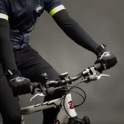 Chiba Phantom Light Cycling Gloves - Black/black -Sports Gloves and Clothing - Chiba chiba phantom light cycling gloves black black 8 1287949